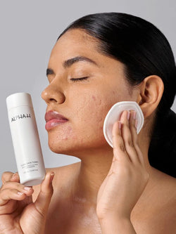 Alpha-H Clear Skin Tonic with 2% Salicylic Acid